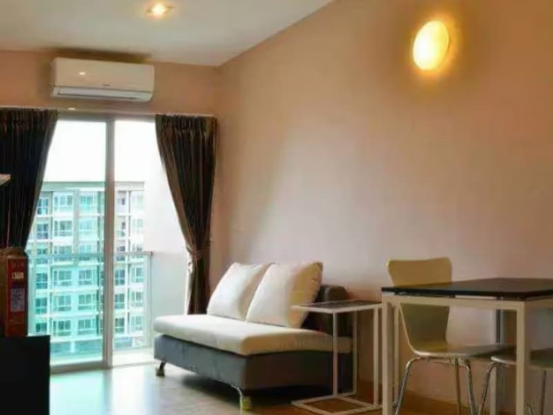 1 Bedroom Condo
