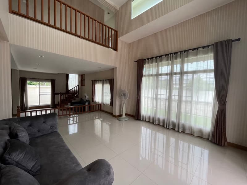4 Bed House for Rent in Mueang Chiang Mai