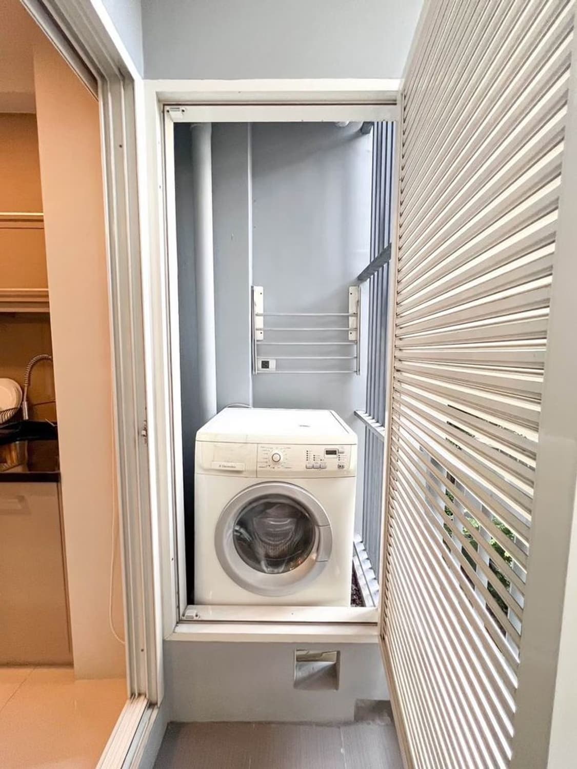 Condo for Sale at The Crest Sukhumvit 49 - Image 5