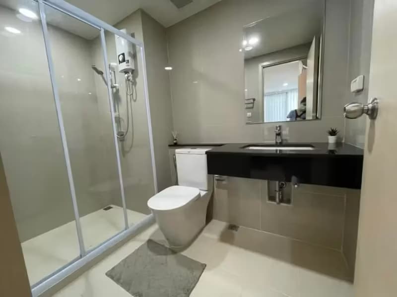 1 Bedroom Condo
