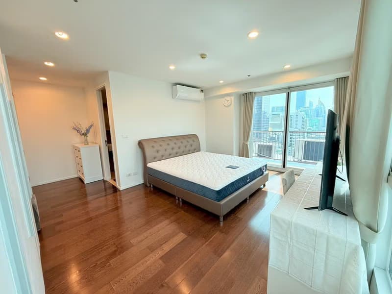 2 Bed Condo for Rent in Watthana