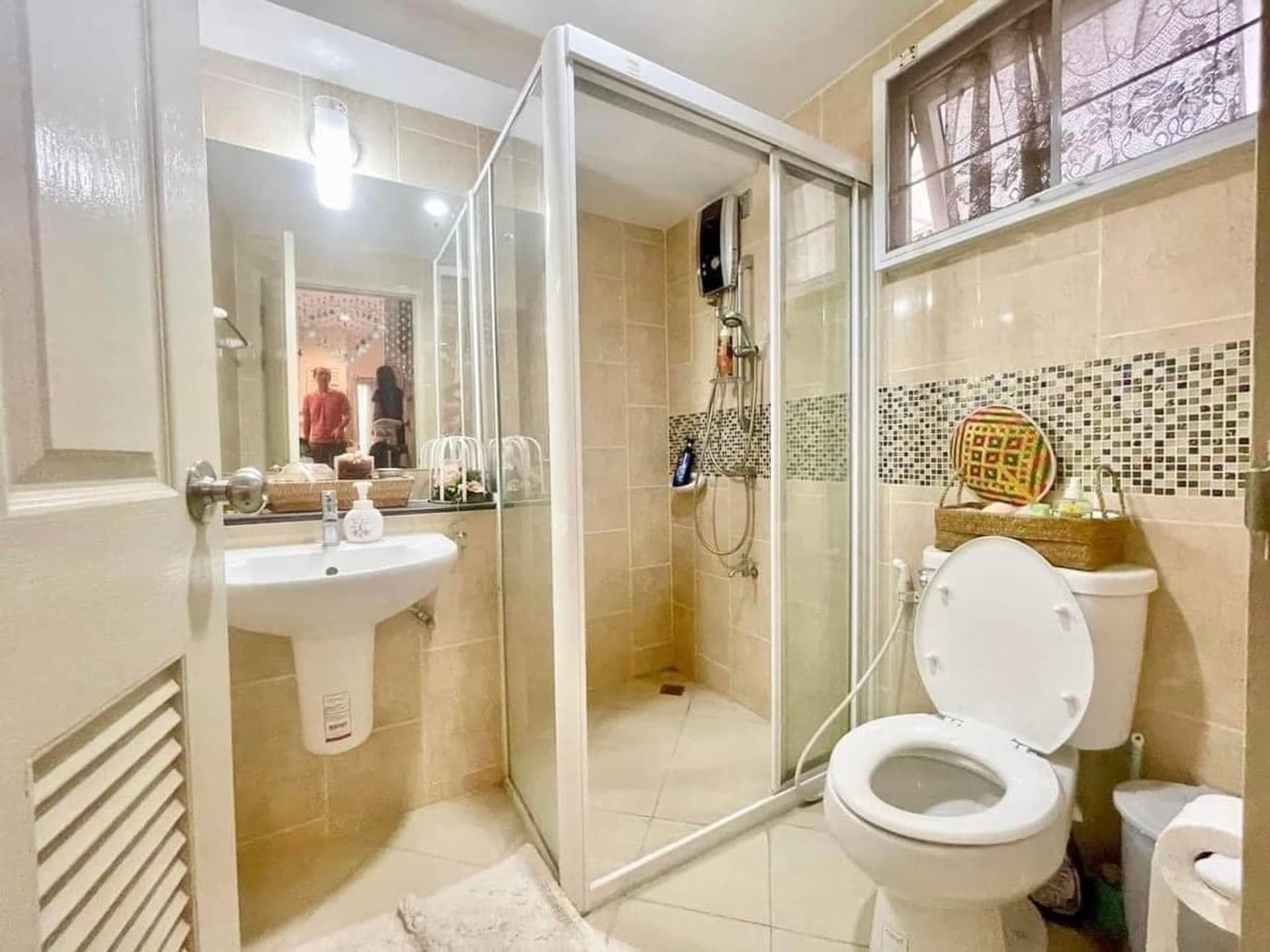 3 Bed House for Rent and Sale in Bang Phli - Image 6