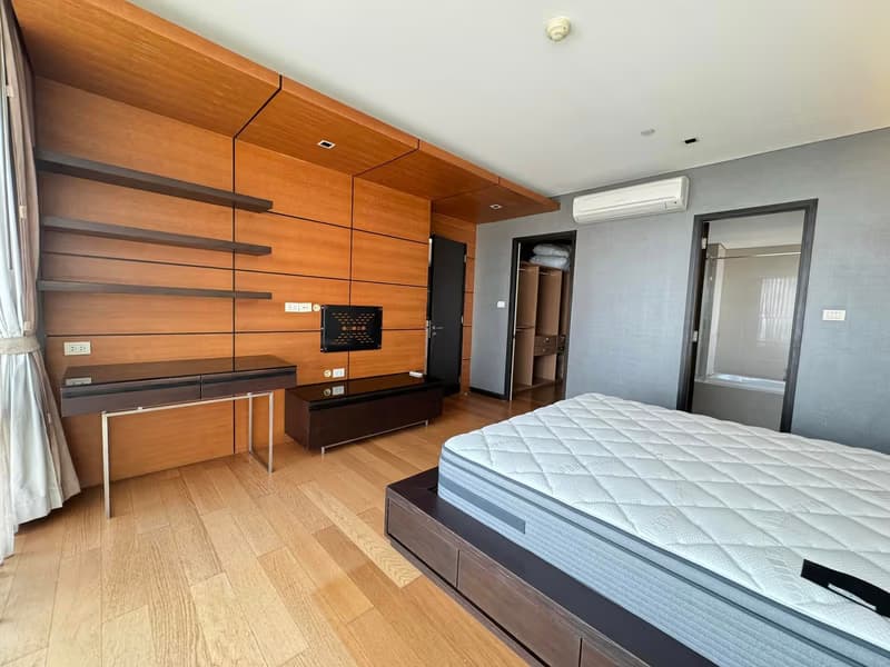 3 Bed Condo for Sale  Near Thong Lo BTS