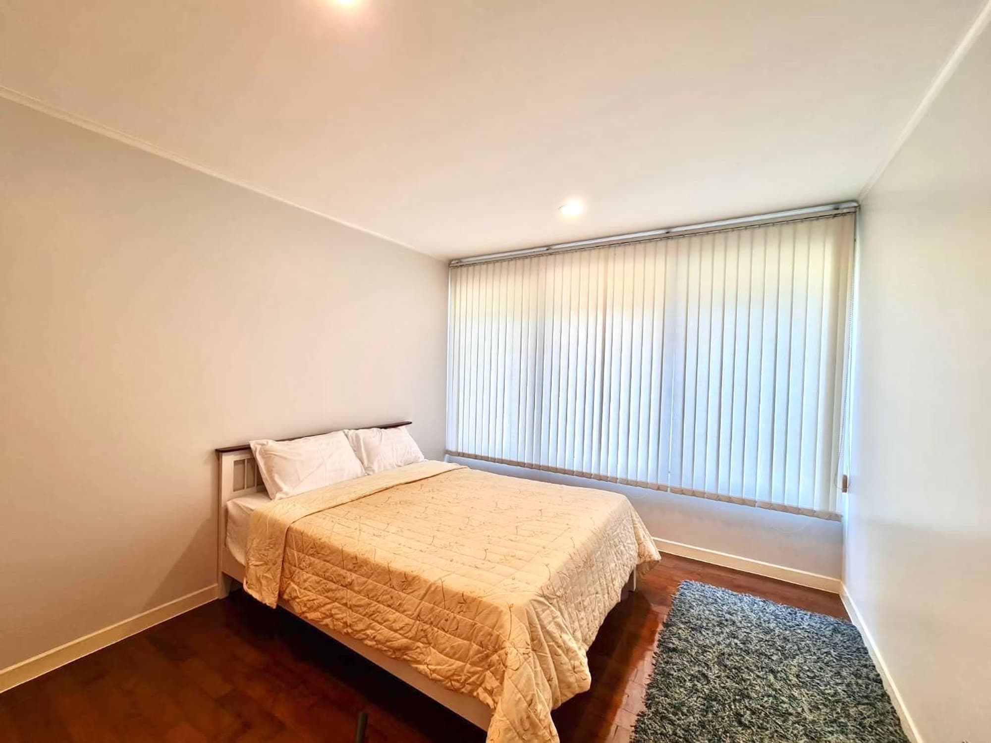 3 Bed Condo for Rent in Pathum Wan - Image 8