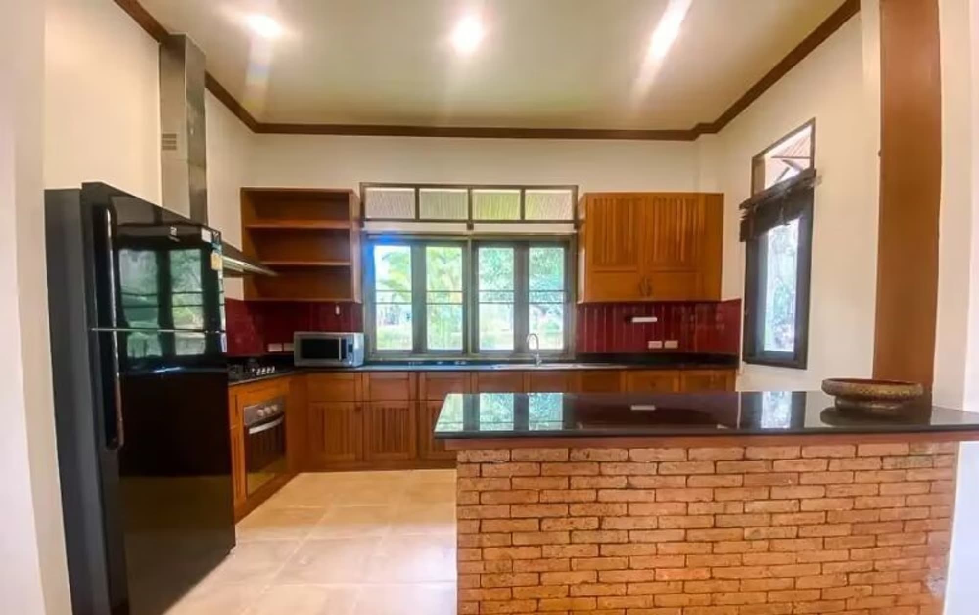 3 Bedroom House - Image 12