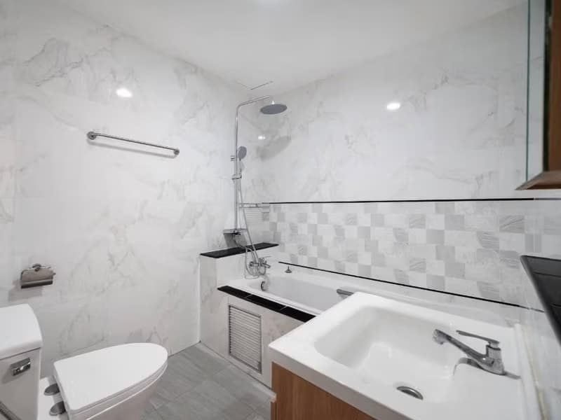 2 Bed Condo for Sale in Khlong Toei