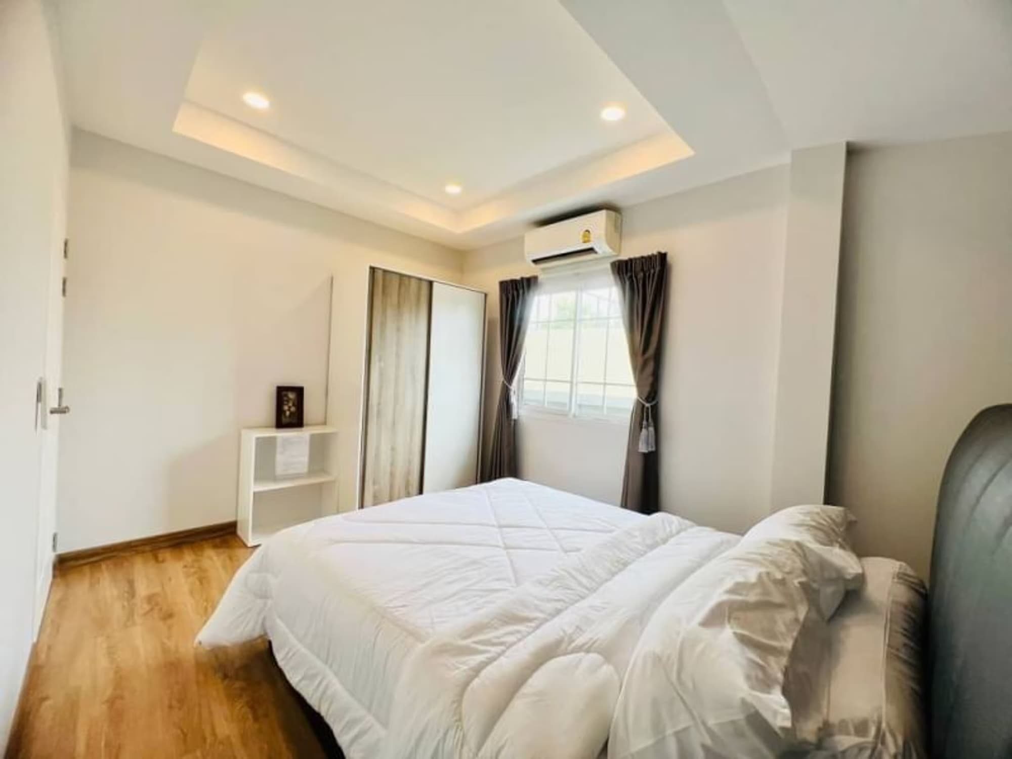 4 Bed House for Rent and Sale in Hang Dong District - Image 14