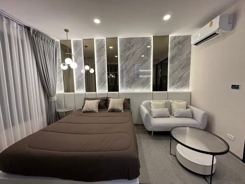 Studio Condo for Rent in Huai Khwang