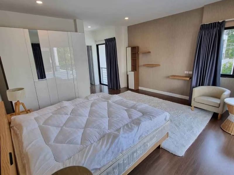  House for Rent, Sale at Baan Lumpini Suan Luang Rama 9