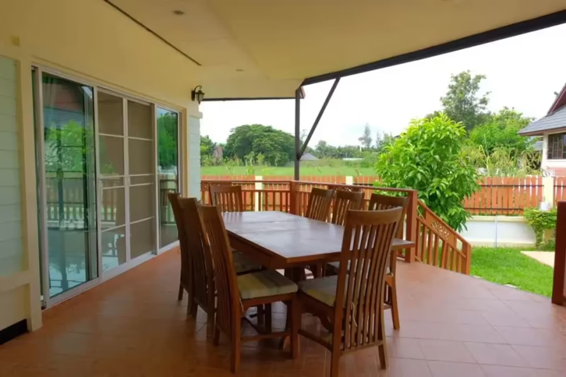 4 Bedroom House - Image 4