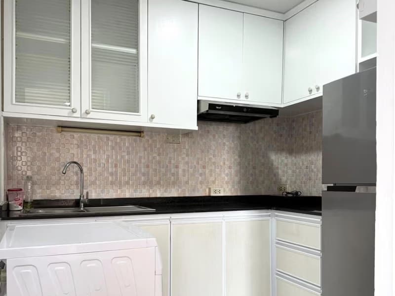 2 Bed Condo for Rent in Ratchathewi