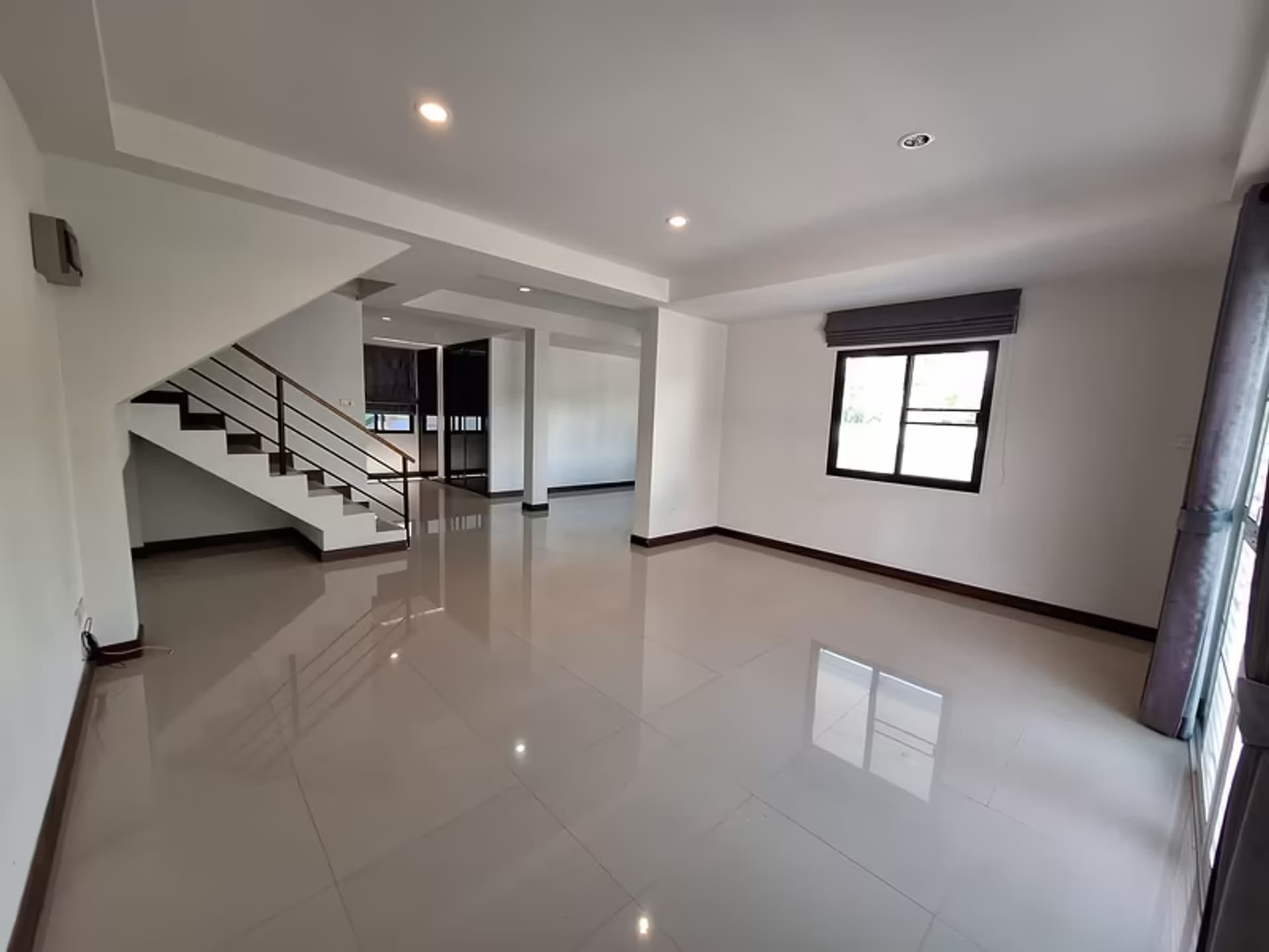3 Bedroom House - Image 14