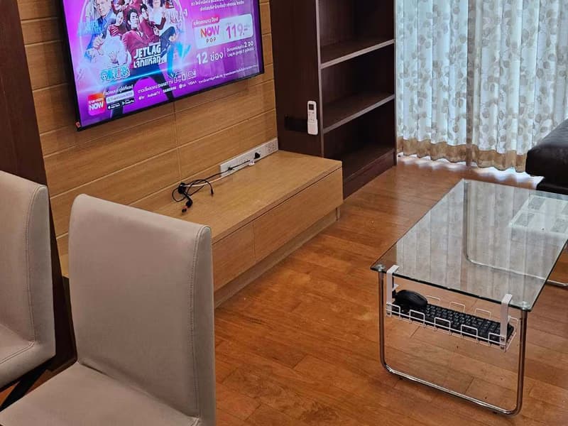 2 Bed Condo for Rent in Ratchathewi