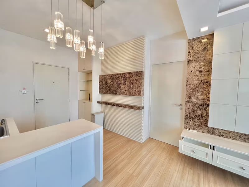Condo for Sale at The Seed Mingle