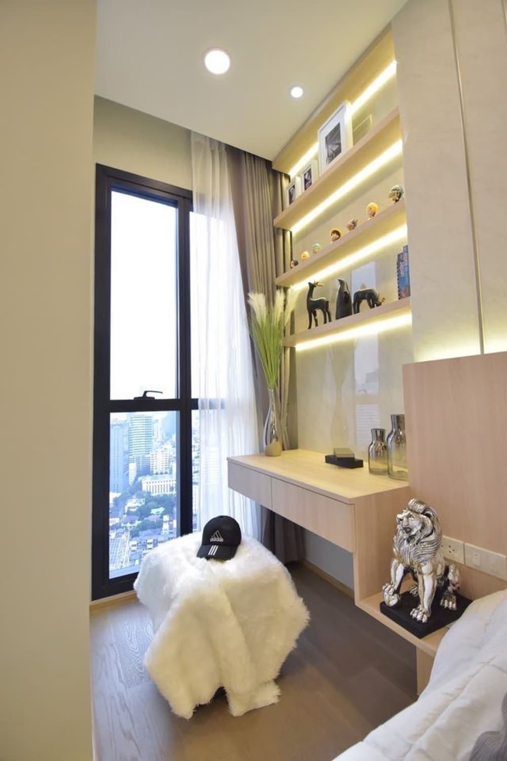 1 Bedroom Condo - Image 3
