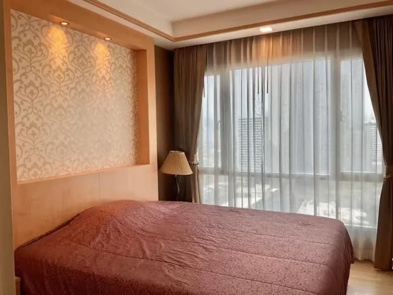 1 Bedroom Condo