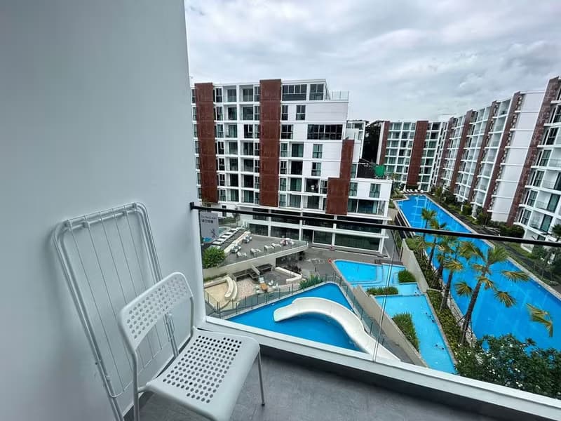 1 Bedroom Condo