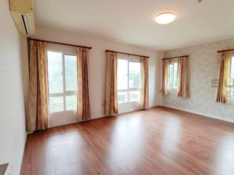 4 Bed House for Sale in Mueang Chiang Mai
