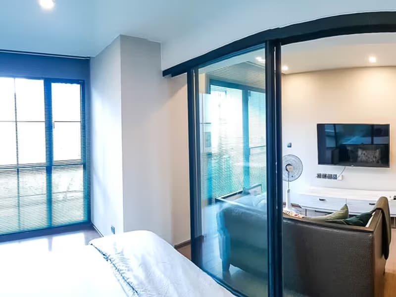 Condo for Sale, Sale w/Tenant, Rented at Na Vara Residence