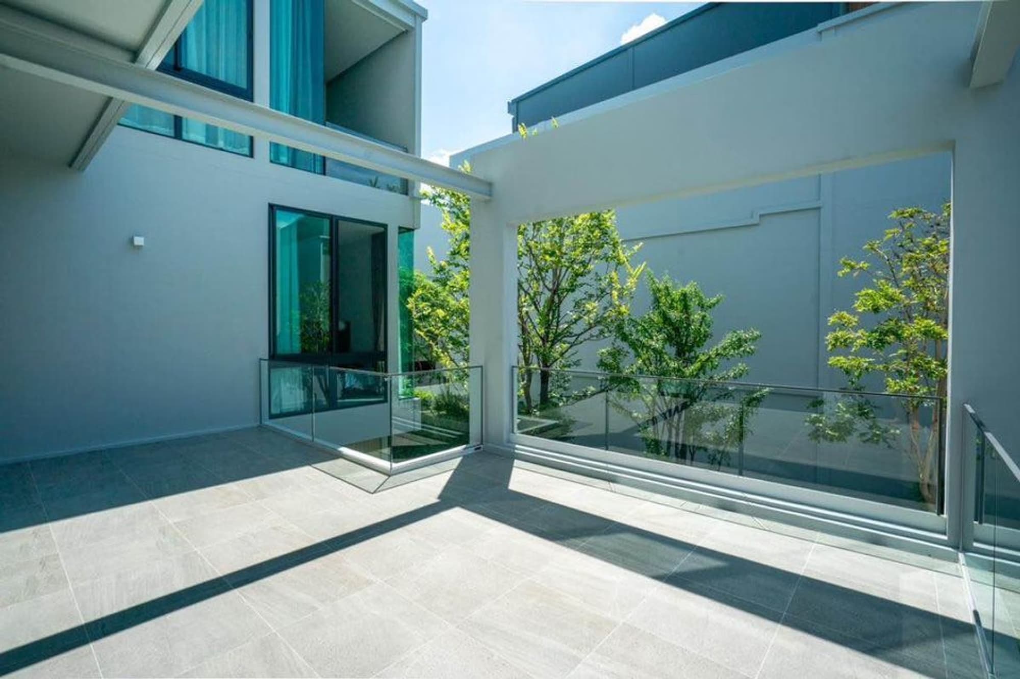 4 Bed House for Rent in Saphan Sung - Image 17