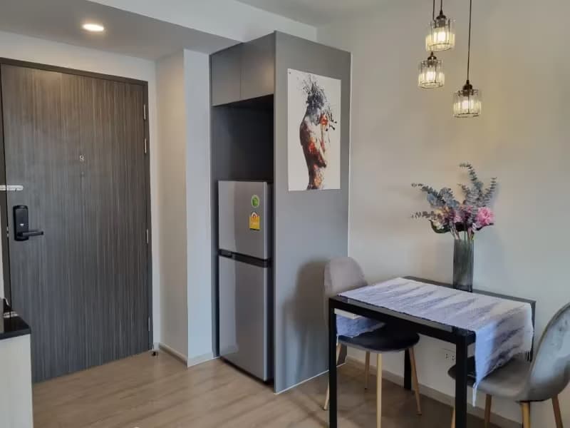 1 Bedroom Condo