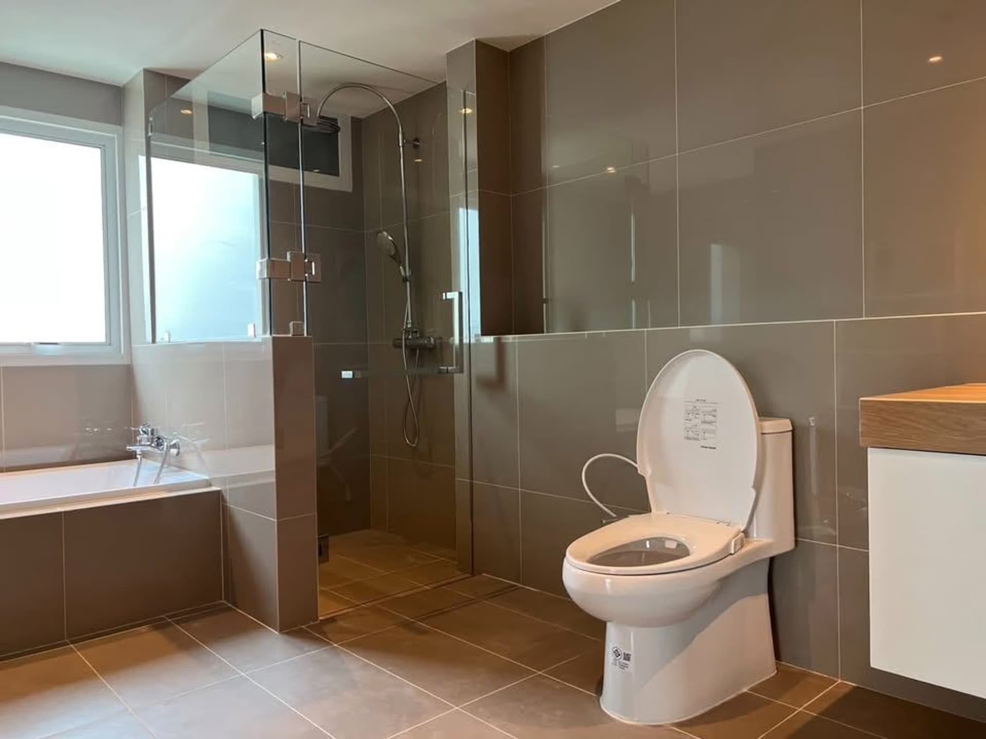 2 Bed Condo for Rent in Sathon - Image 10