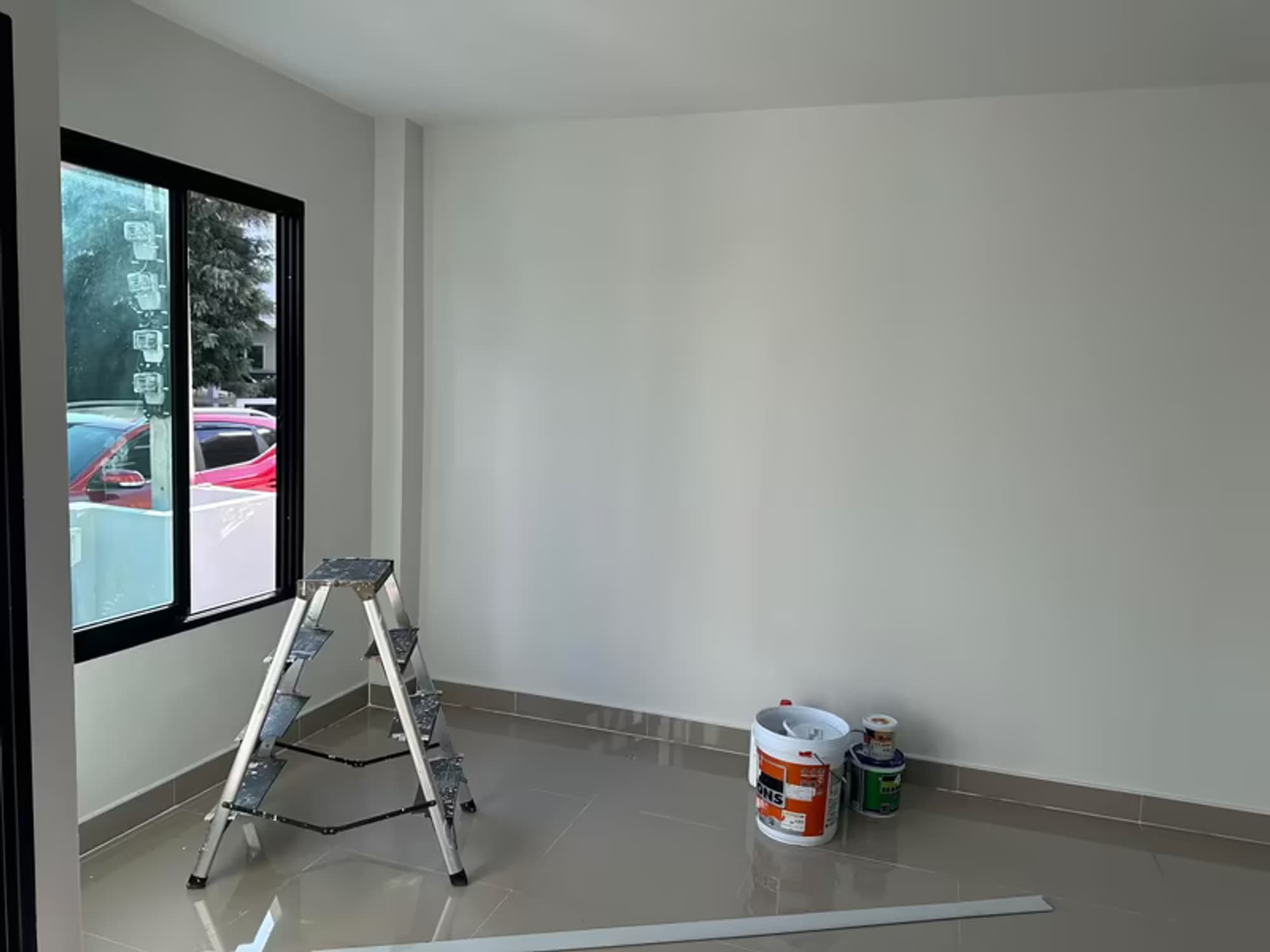 2 Bedroom House - Image 5