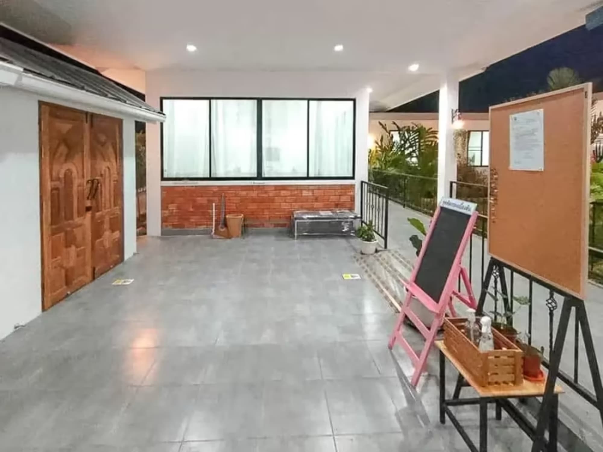 4 Bedroom House - Image 12