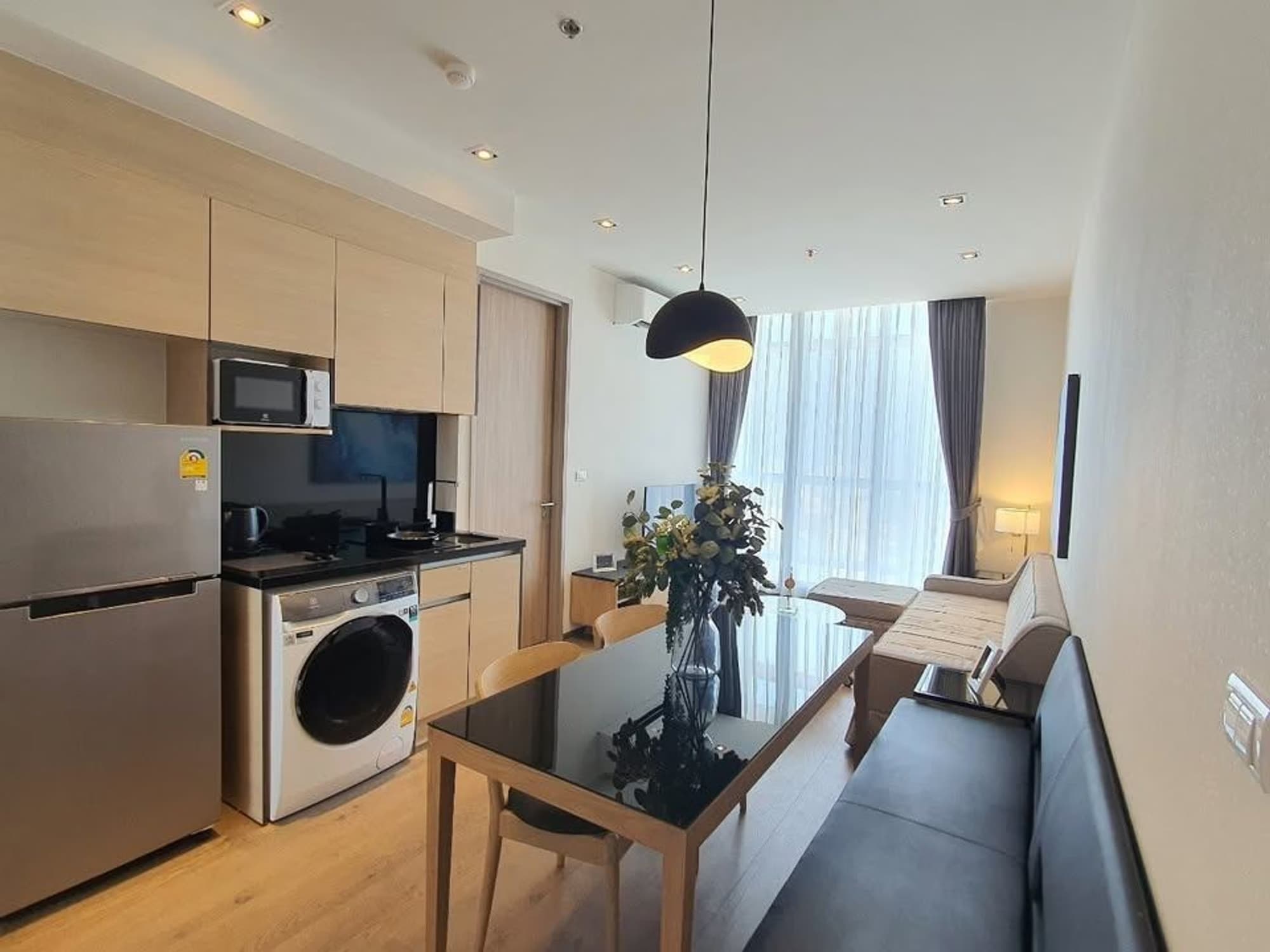 1 Bed Condo for Rent in Khlong Toei - Image 3