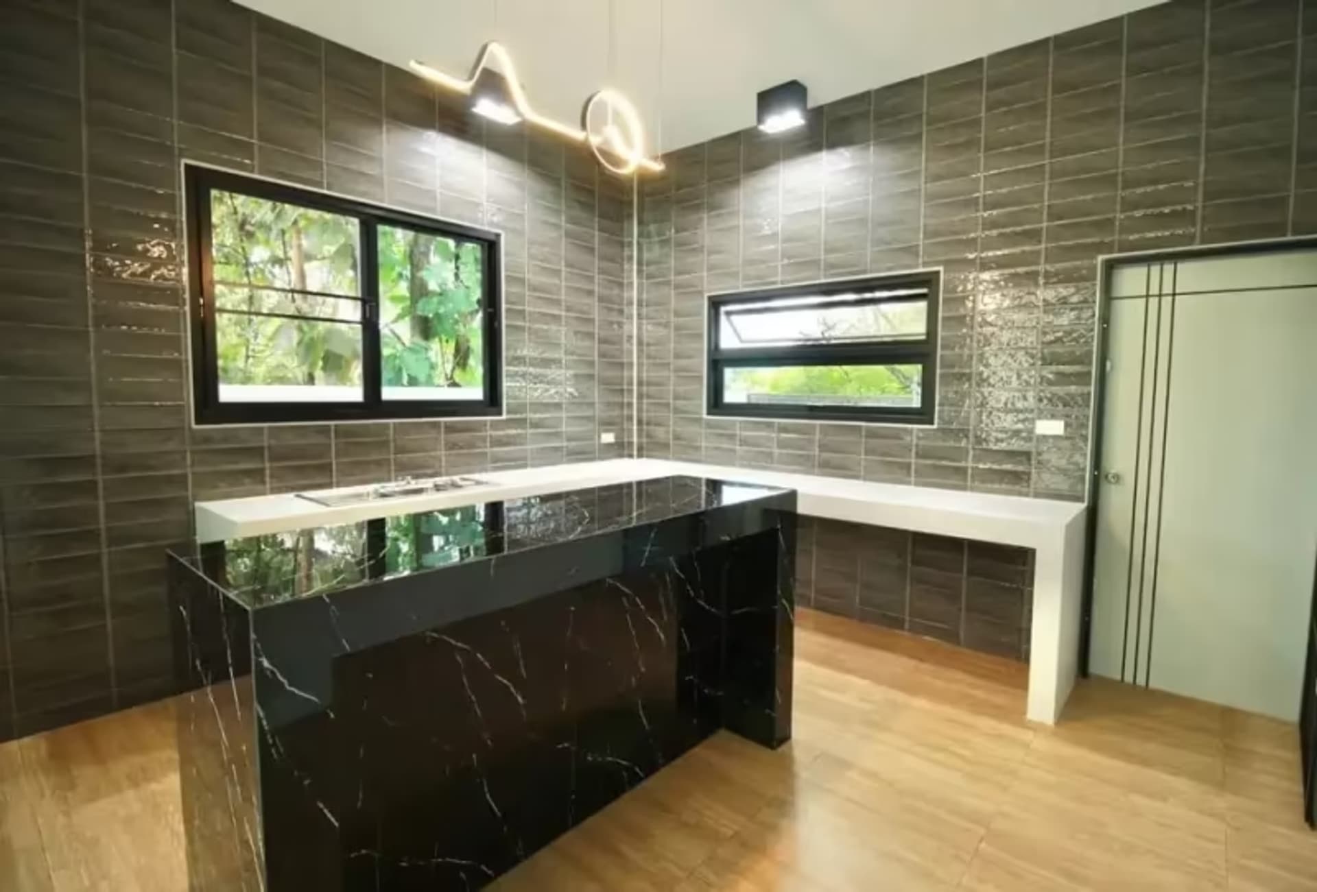 4 Bedroom House - Image 24