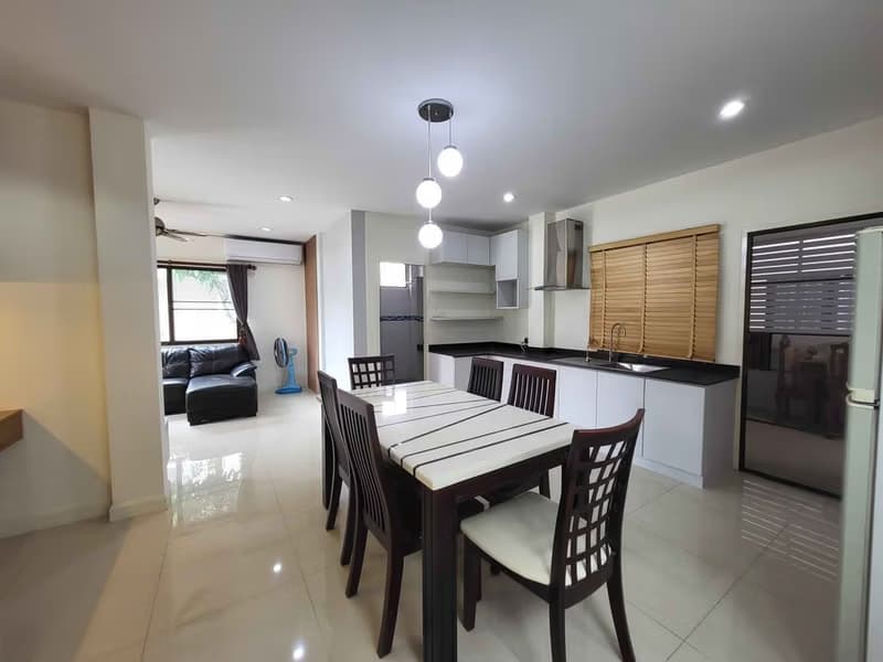 House for Rent in San Phak Wan, Hang Dong.