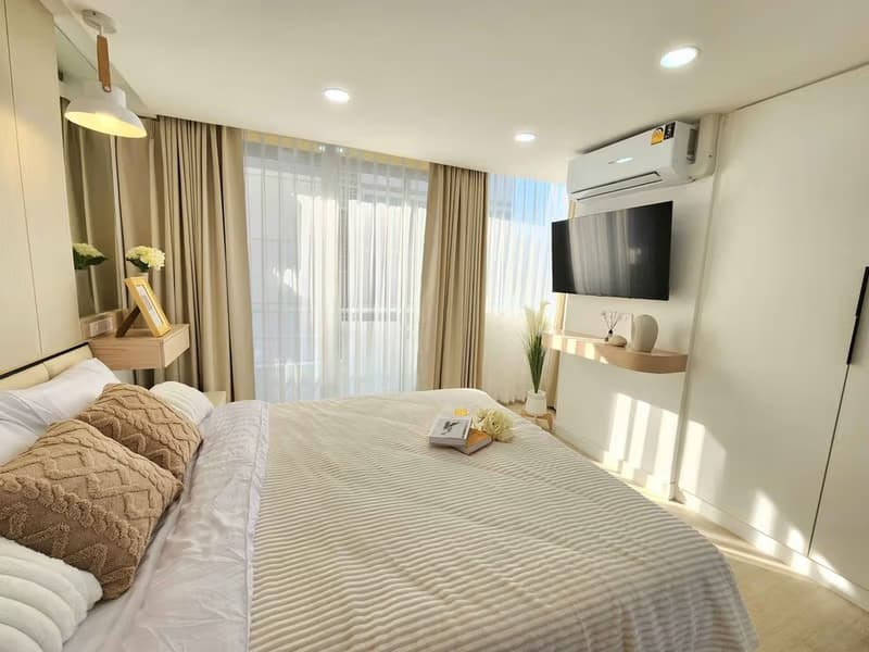Condo for Sale at JC Hill Place  