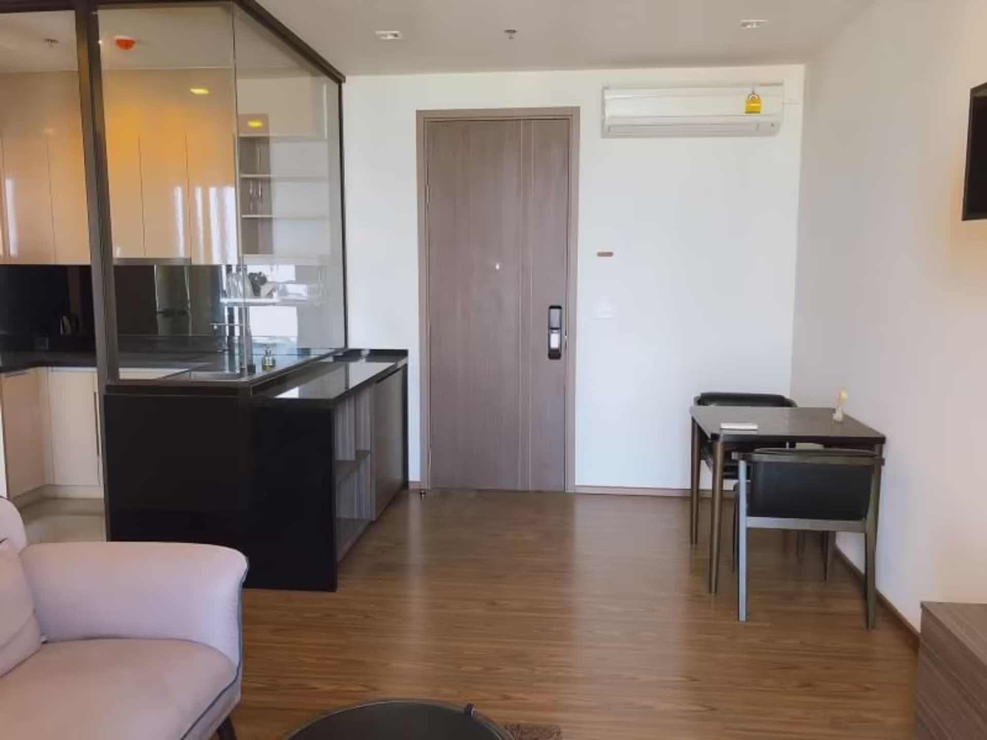 1 Bedroom Condo - Image 7