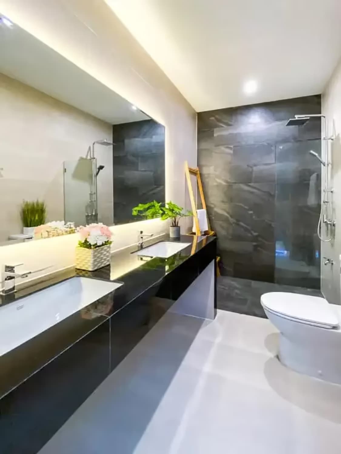 3 Bedroom House - Image 21