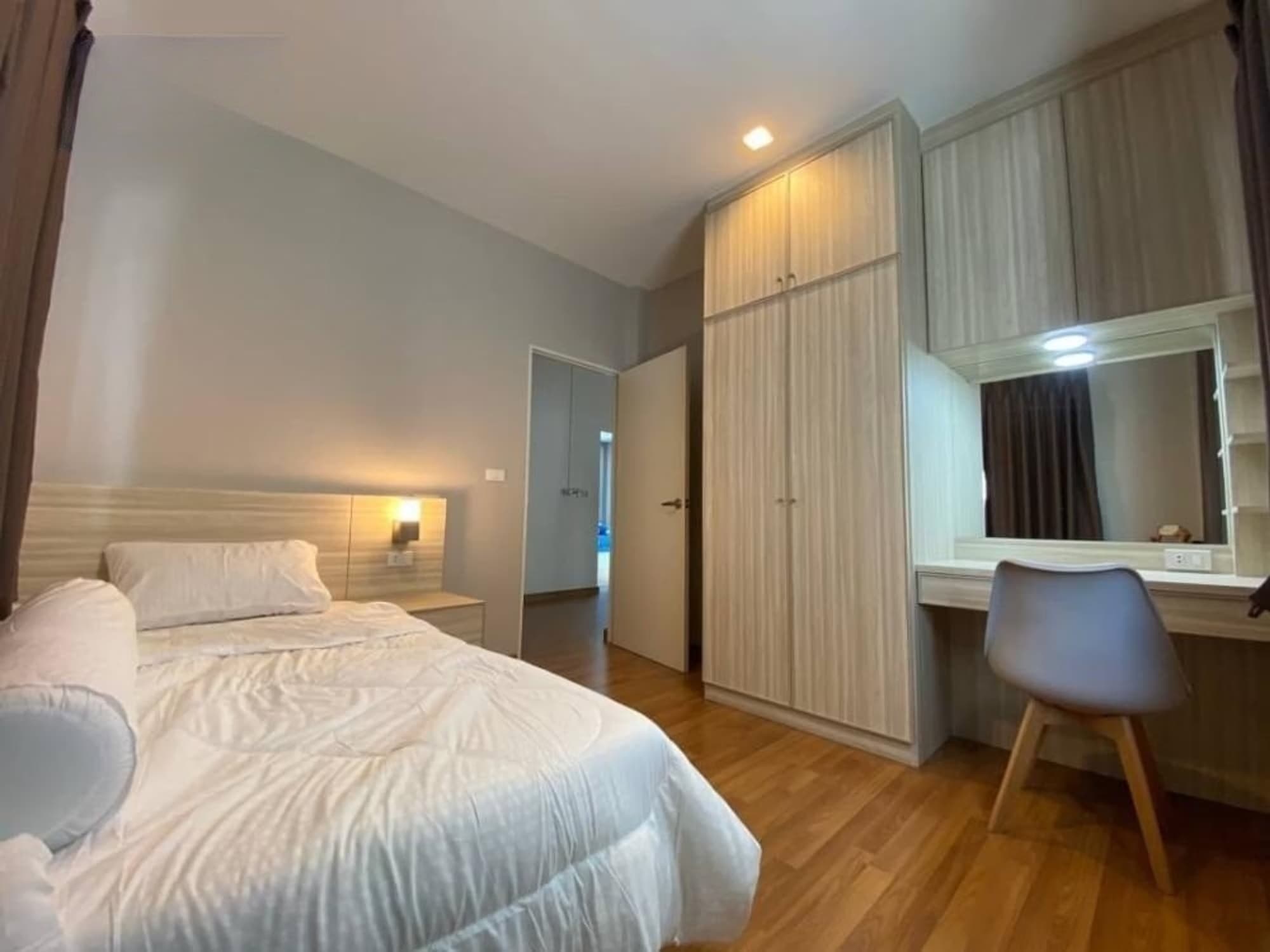 5 Bed House for Rent in Prawet - Image 17