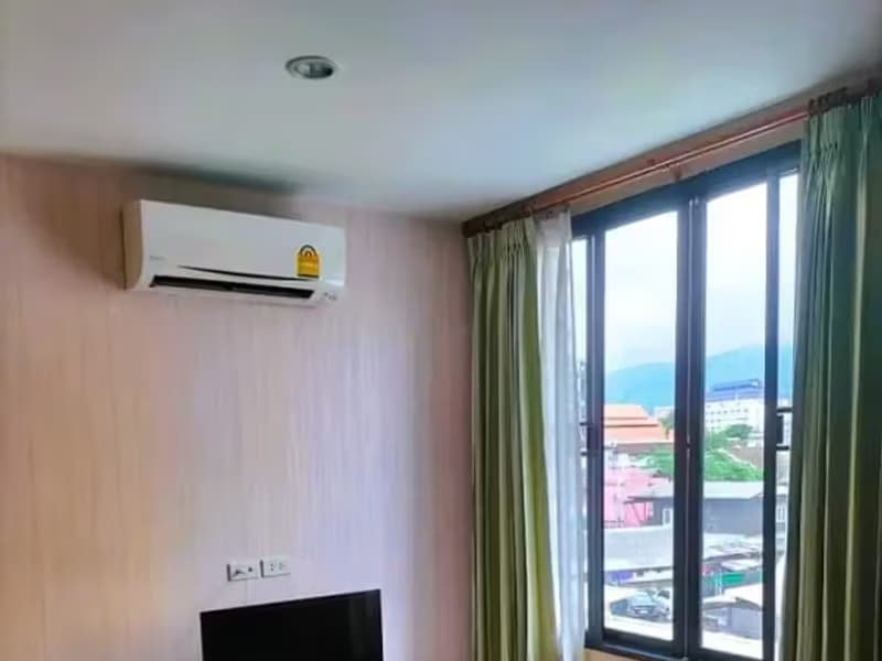 1 Bedroom Condo