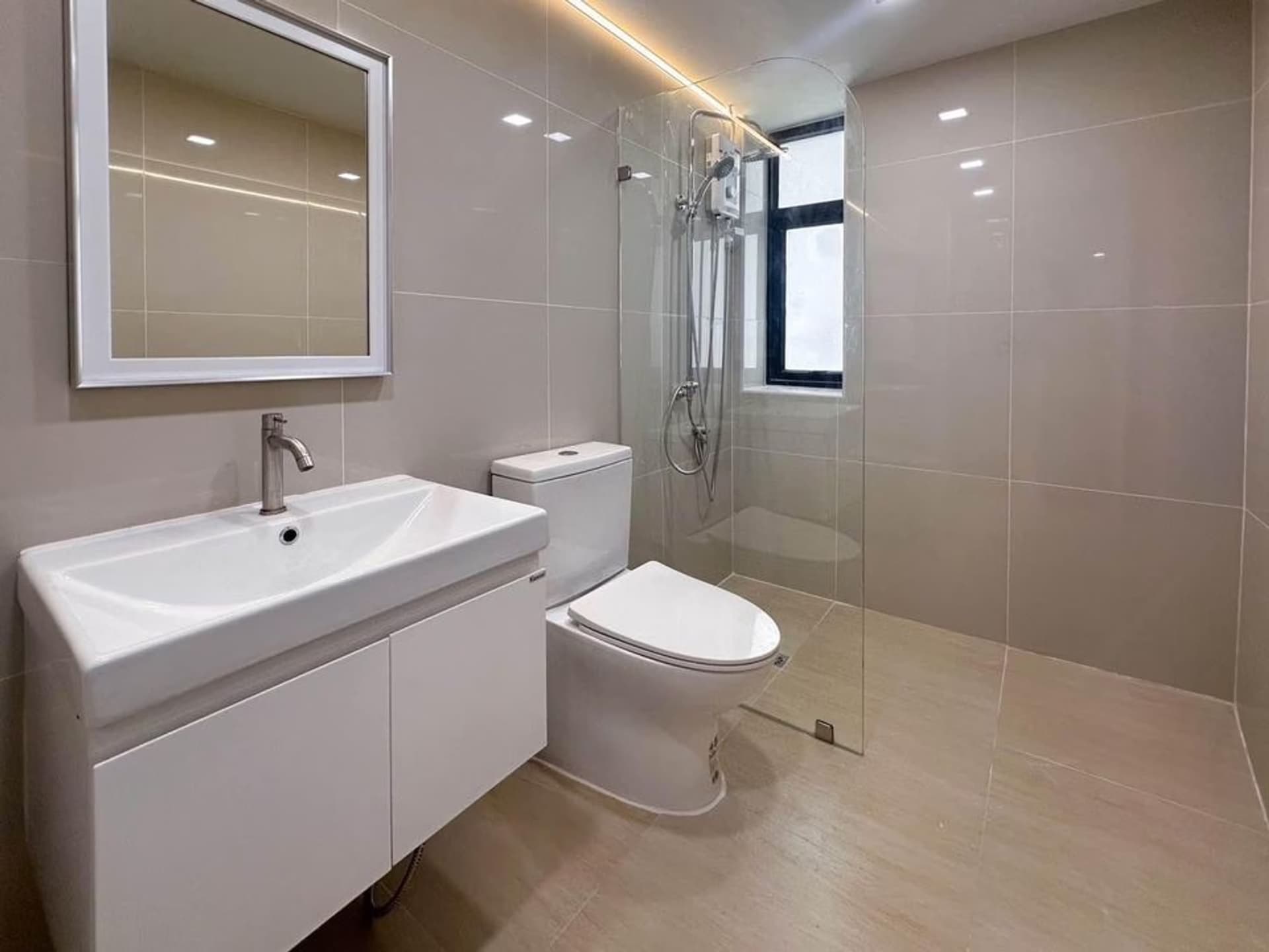 2 ห้องนอน Condo สำหรับ ขาย ใน สวนหลวง - Image 5