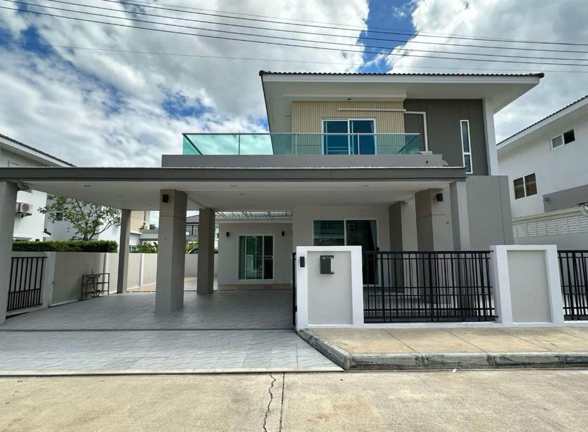 3 Bed House for Rent in undefined - Image 1