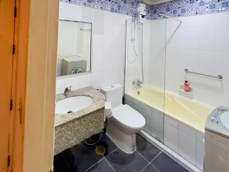 3 Bed Condo for Rent  Near Phloen Chit BTS