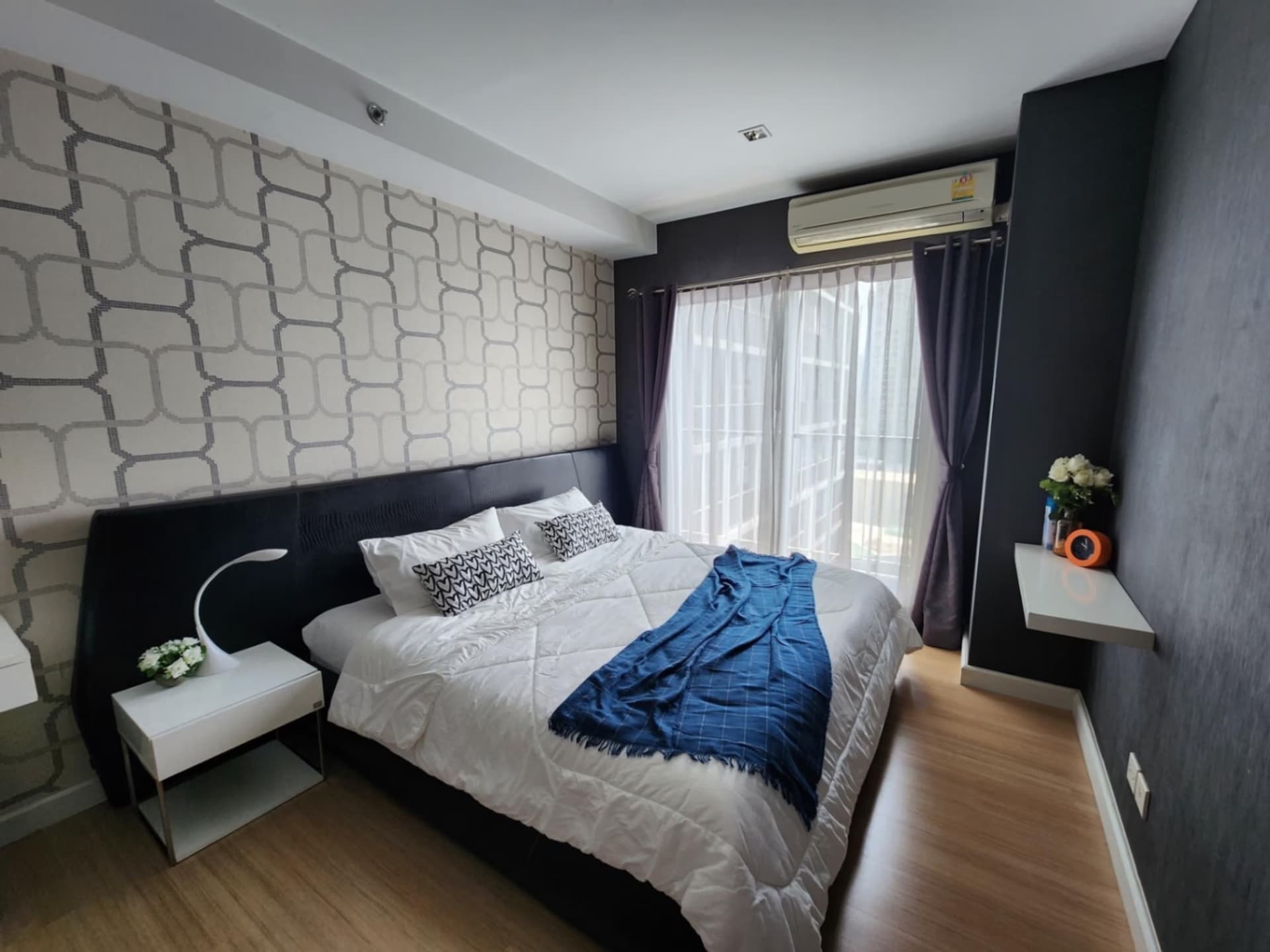 1 ห้องนอน คอนโด สำหรับ จำหน่าย ใน Sathon - Image 2