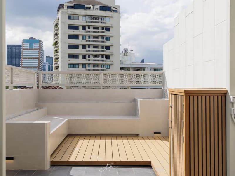 3 Bed House for Rent and Sale in Watthana