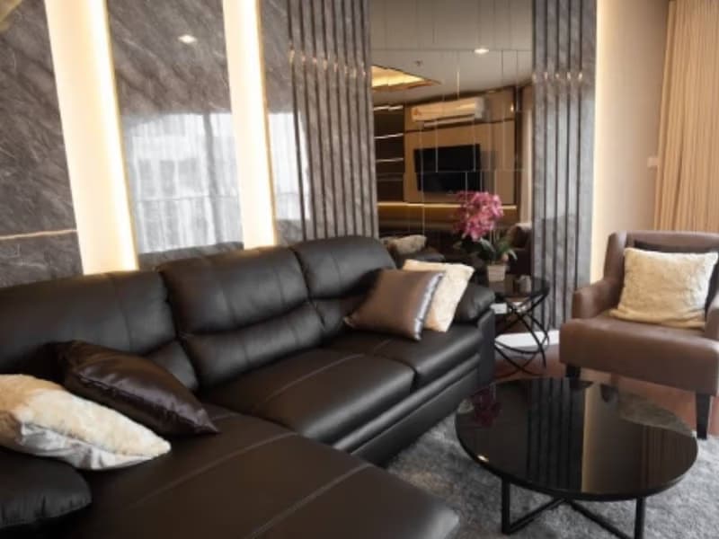 3 Bed Condo for Rent in Huai Khwang