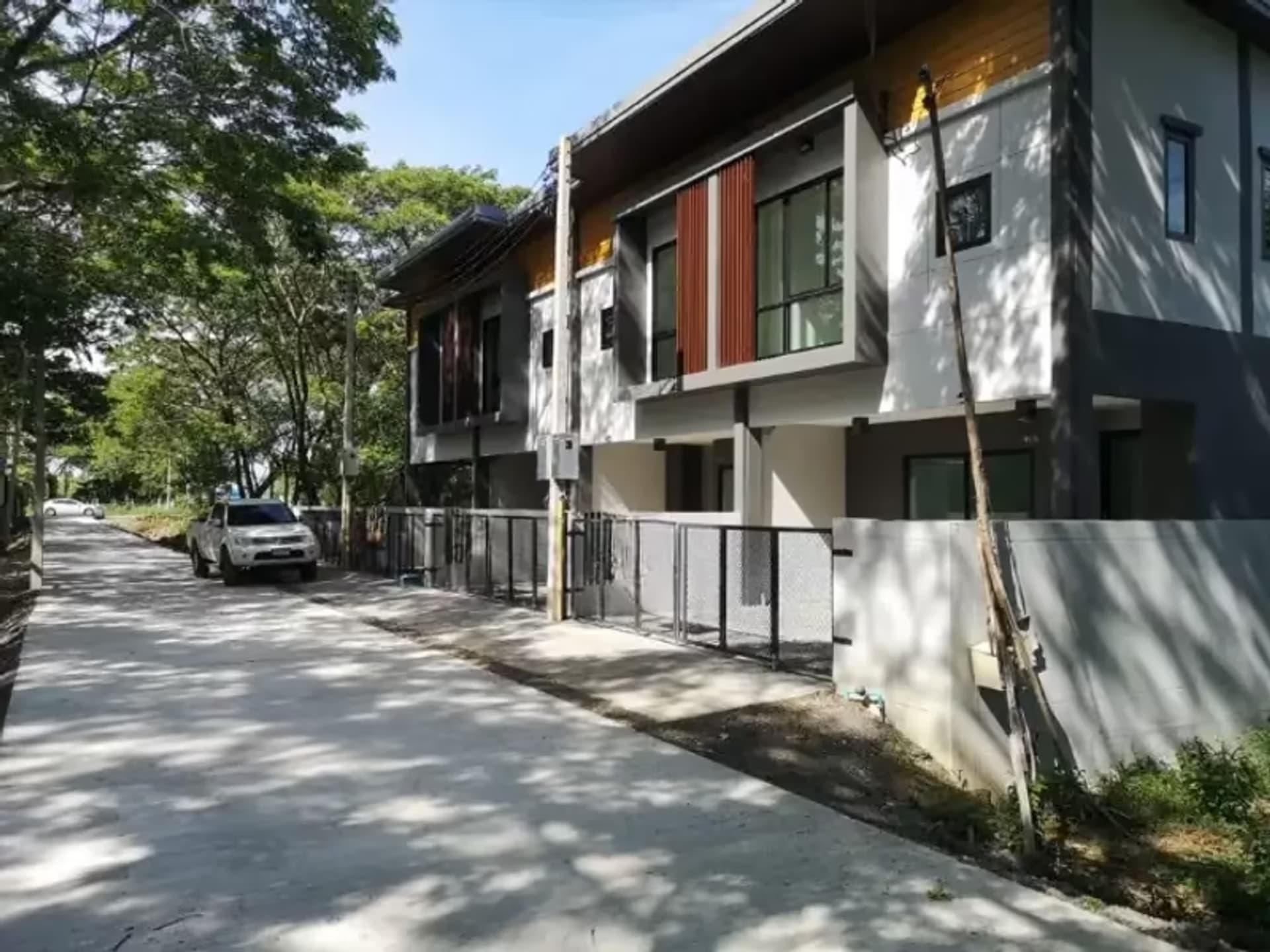 3 Bedroom House - Image 8