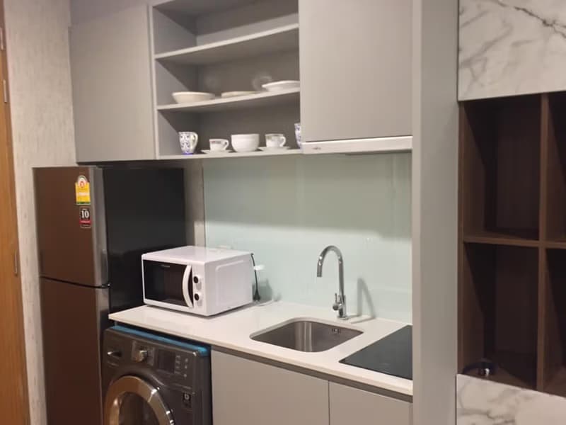 1 Bed Condo for Rent and Sale  Near Surasak BTS