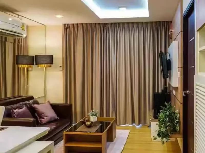 1 Bedroom Condo