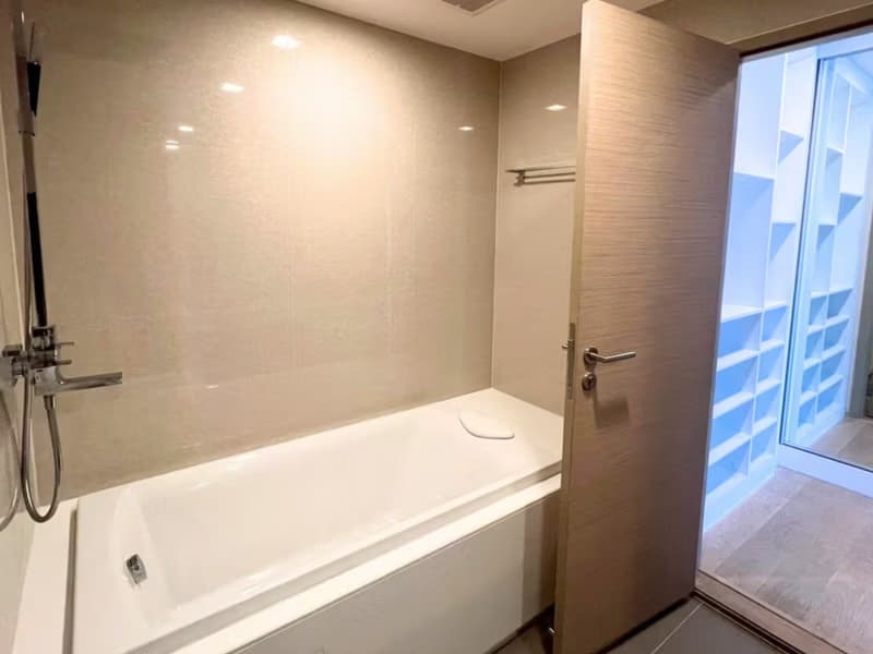 2 Bed Condo for Rent in Watthana