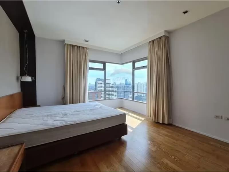 3 Bedroom Condo