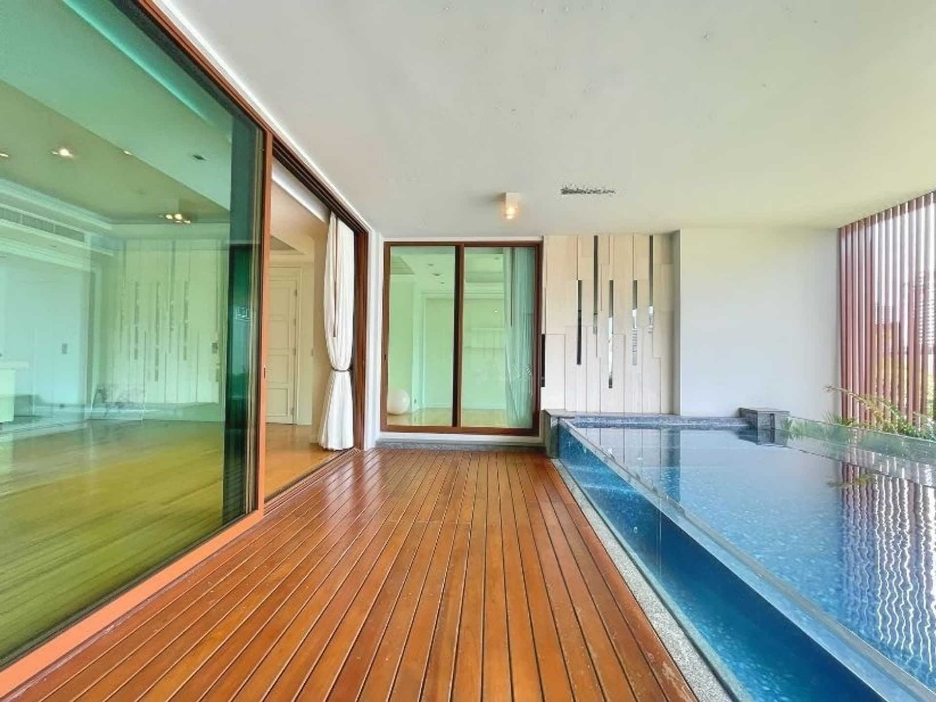 4 ห้องนอน คอนโด สำหรับ ขาย ใน วัฒนา - Image 1