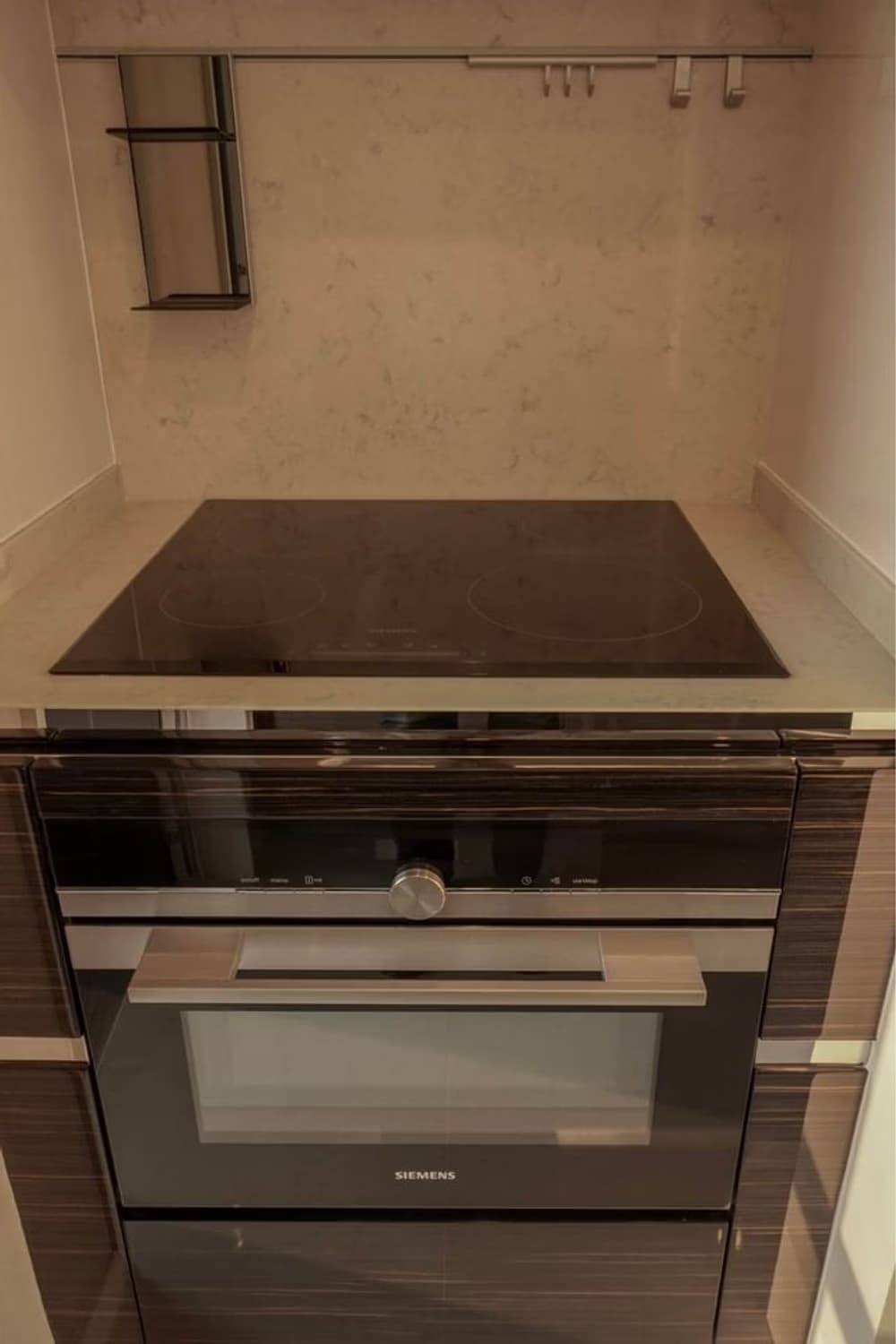 2 ห้องนอน Condo สำหรับ ขายและจำหน่าย ใกล้ Surasak BTS - Image 12
