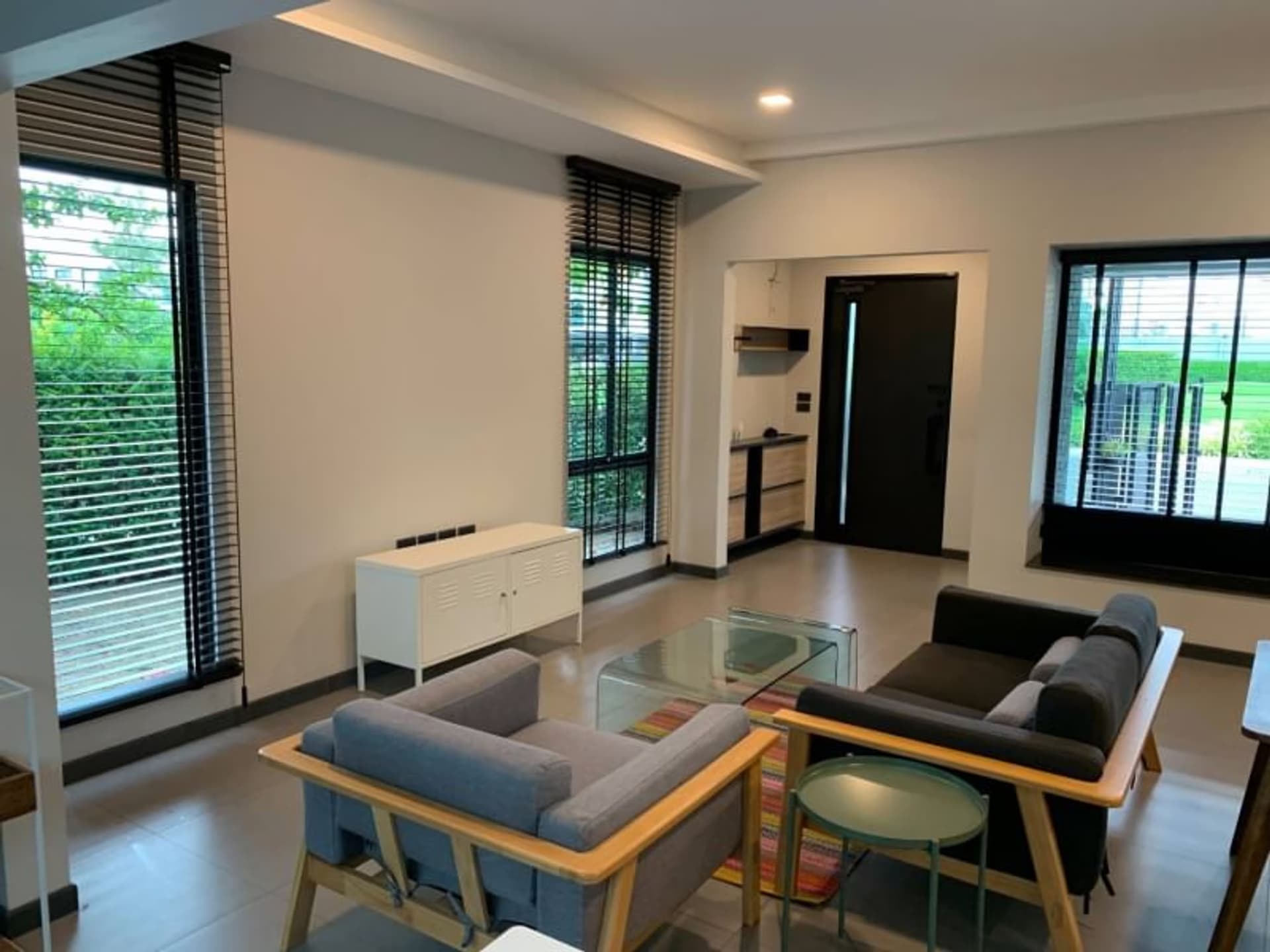 3 Bed House for Rent and Sale in Bang Phli - Image 2